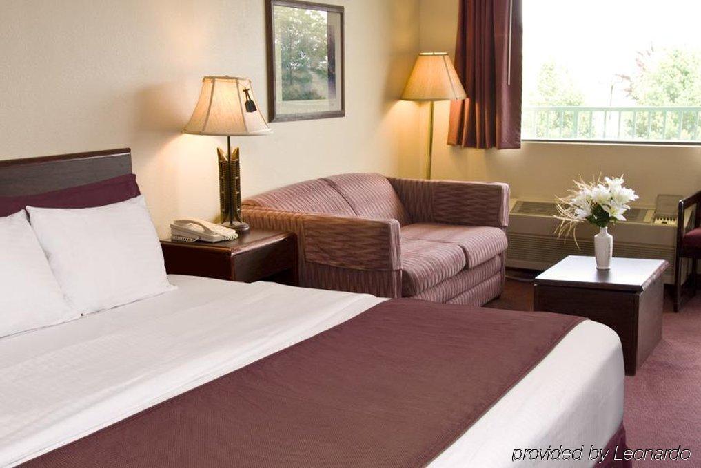American Eagle Inn & Suites Branson Habitación foto